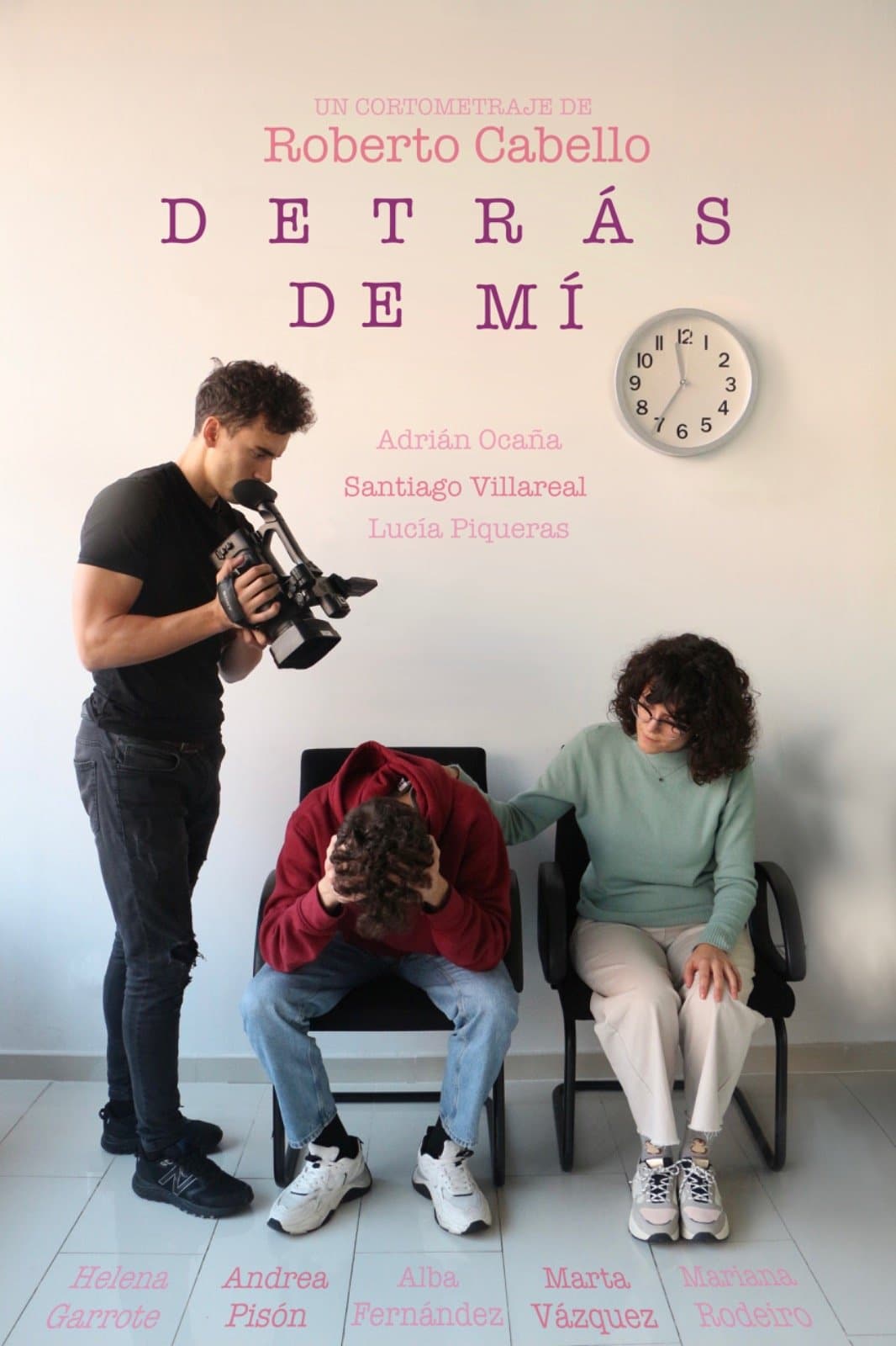 DETRÁS DE MI